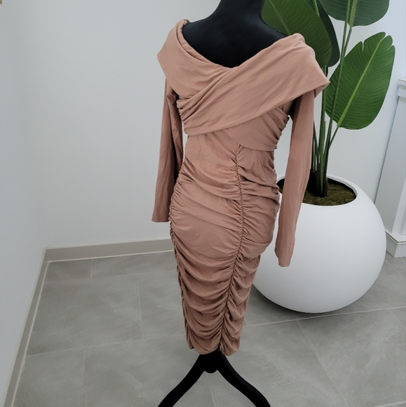 Gibiu Cross Body Rouched Dress - Picture 5 of 17